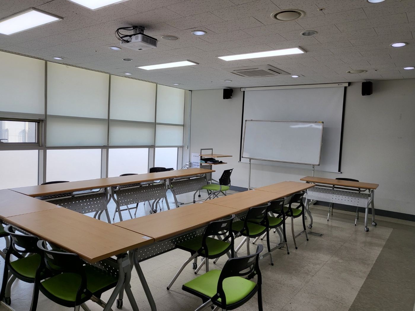 광교종합사회복지관 3층 청마루실