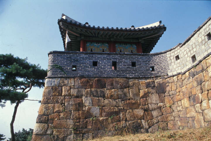 서포루 서포루