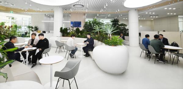 수원시, 새빛 정책으로 시민의 일상을 혁신하다