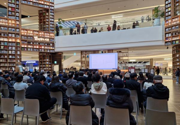 한 해의 끝, 시로 겨울과 삶을 읽다