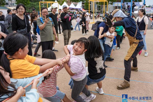 "역사 속 수원화성을 오늘의 시민이 즐기는 축제로" 