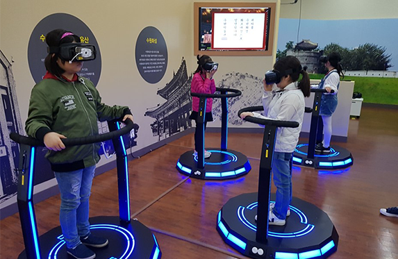 가상현실 (VR) 체험존 이미지