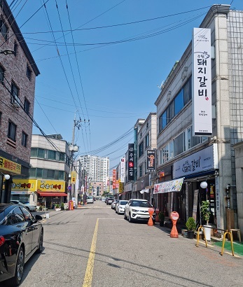 권선2동 맛고을 음식문화거리