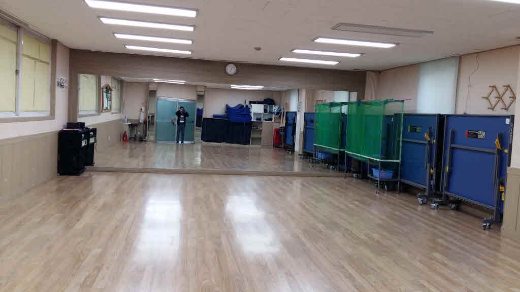 연무사회복지관 1층 강당