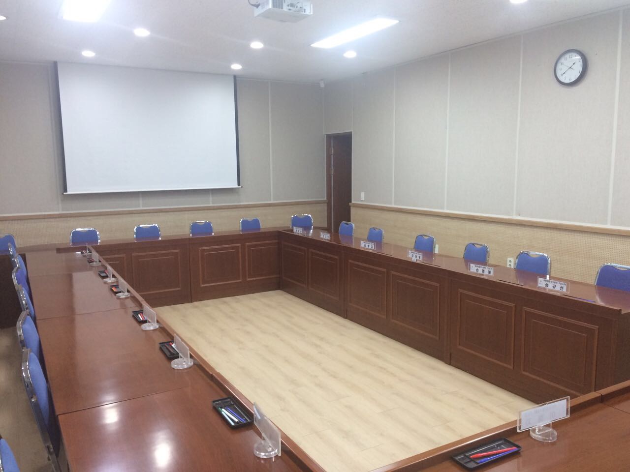 세류1동 주민센터 본관 2층 소회의실 대표 이미지