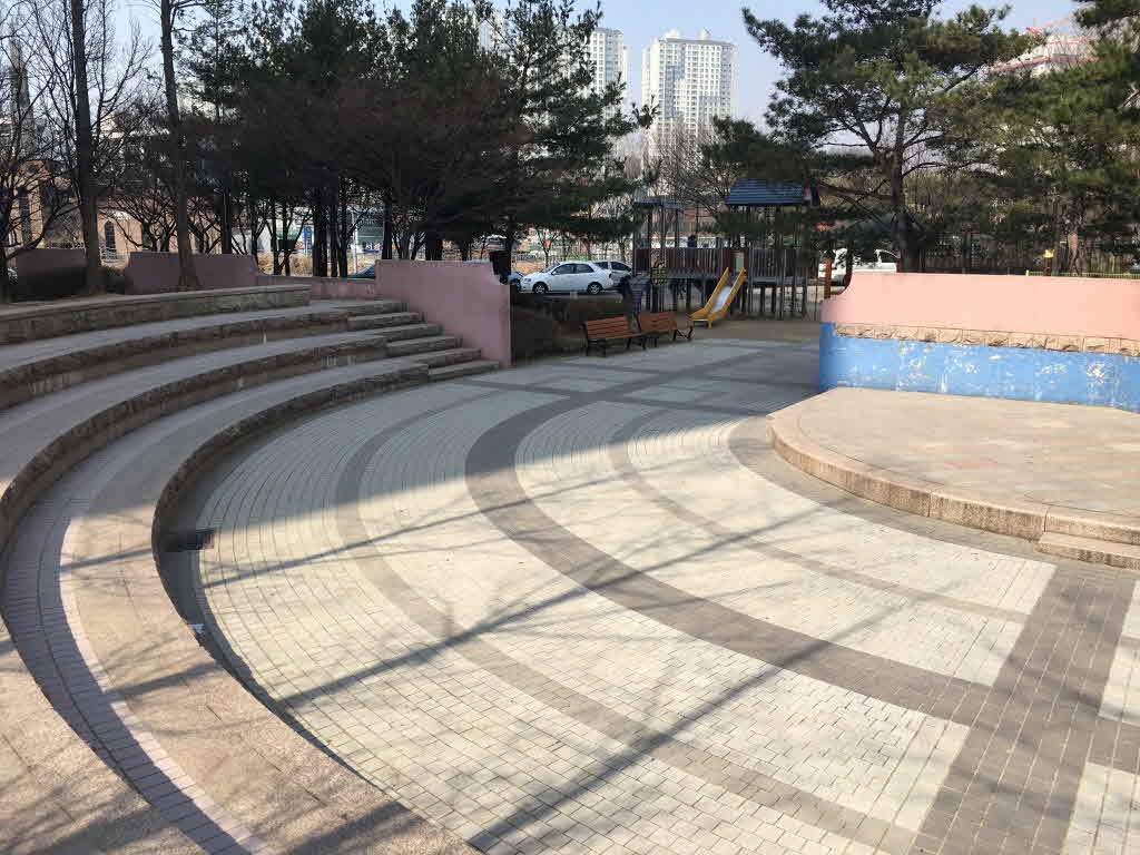 솔빛 어린이공원