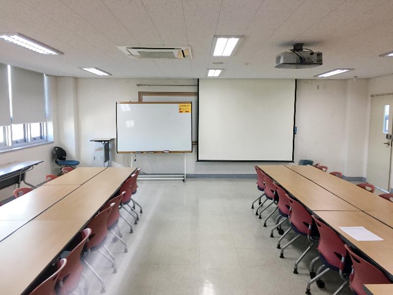 수원시평생학습관 210호 강의실