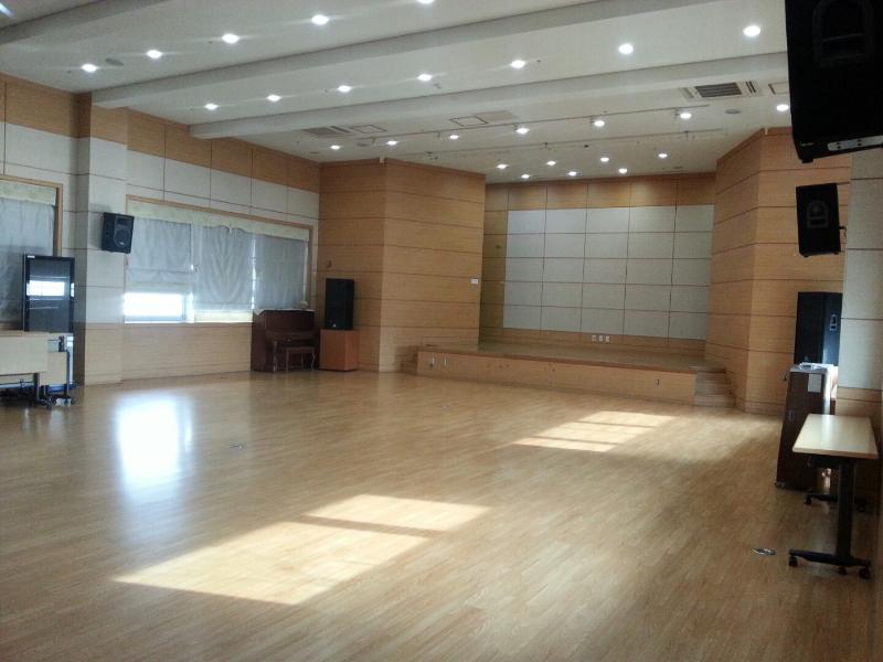 서수원주민편익시설 마룻들홀(강당)