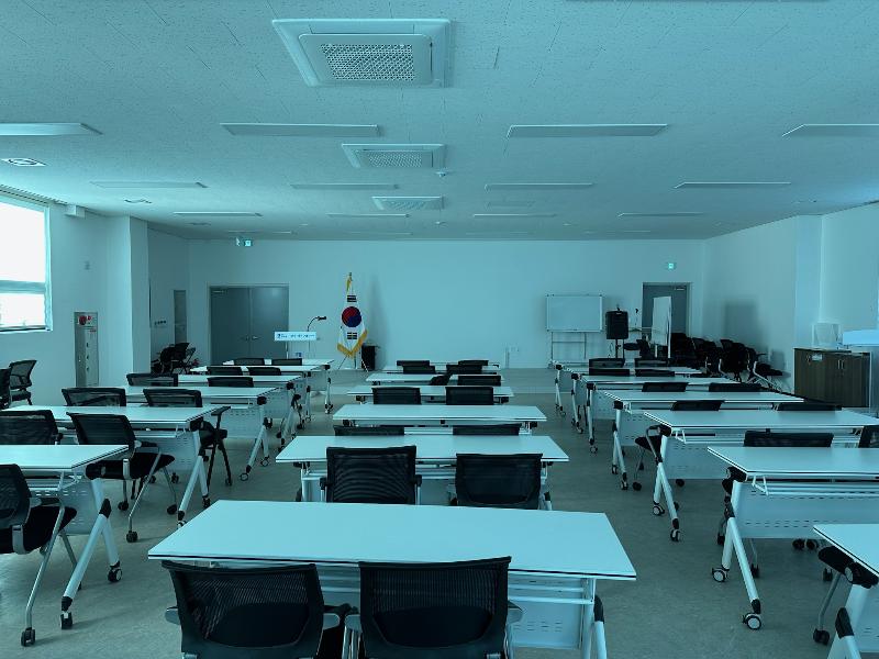 입북동 행정복지센터 3층 대회의실
