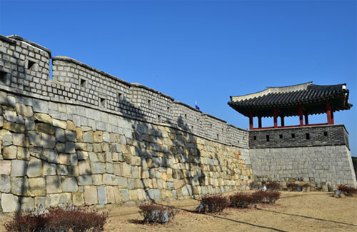 동일포루