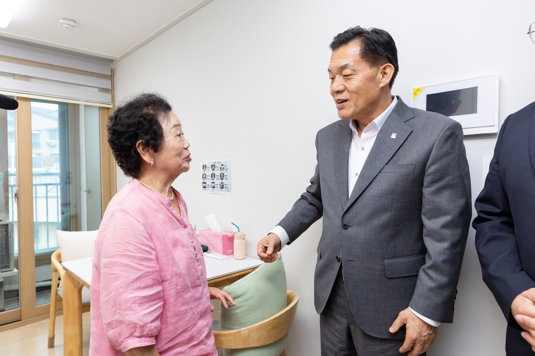 수원특례시, ‘새빛돌봄스테이션’ 현판식…퇴원환자 일상 복귀 돕는 ‘중간집’